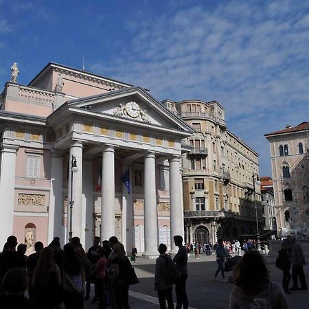 Unica Nel Cuore Storico Di Triest Exterior foto